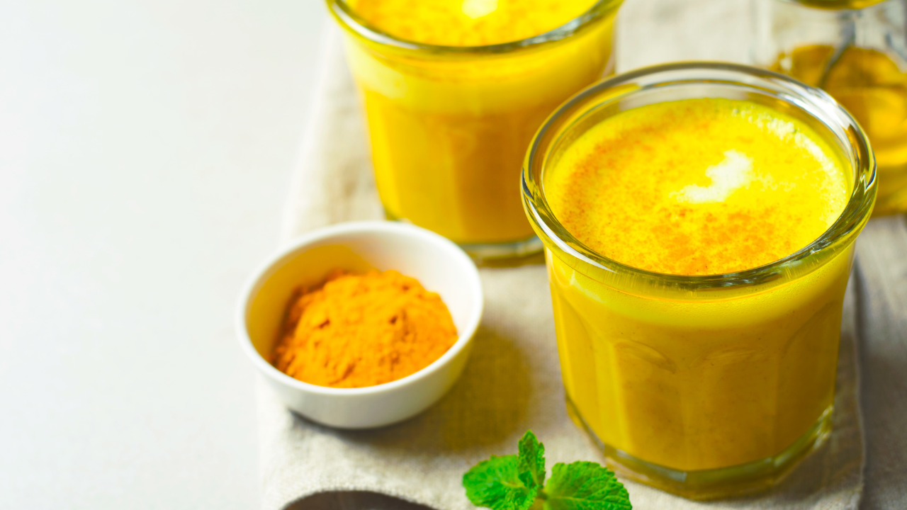 Anti-Inflammatory Yellow Smoothie: A Nutrient-Packed Recipe for Healing