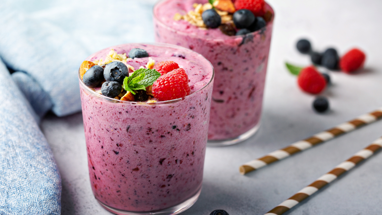 Berry Antioxidant Smoothie: Nourish Your Body Naturally